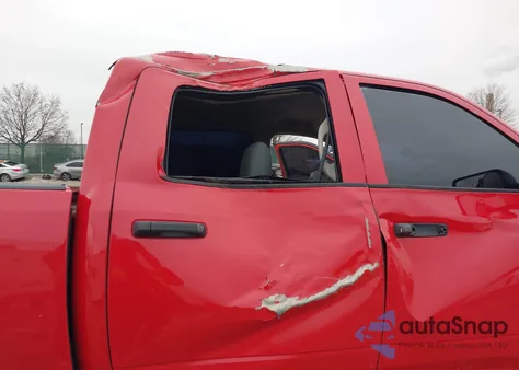 2018 Ram 1500 Express 4X2 5'7 Box z USA, uszkodzony, nr VIN 1C6RR6KG2JS263131